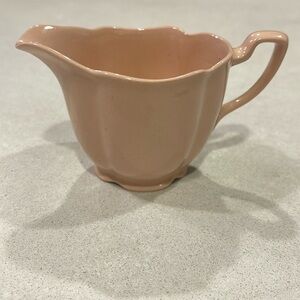 Pink creamer